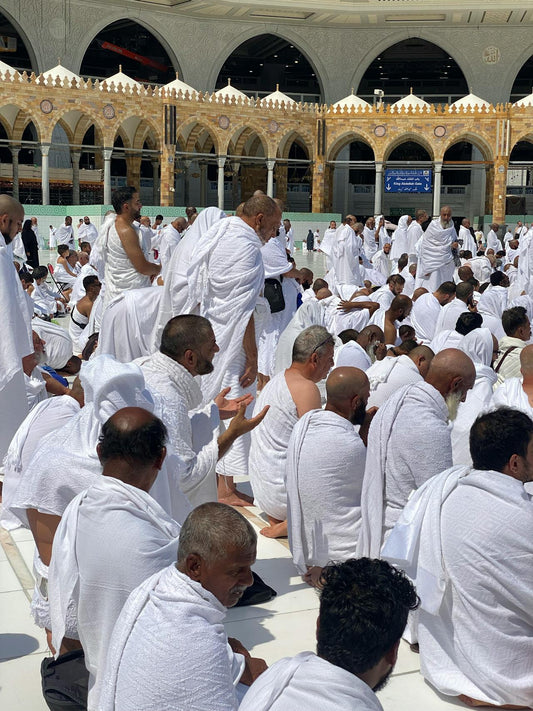 Omra pour tous : un voyage accessible, humain et spirituel